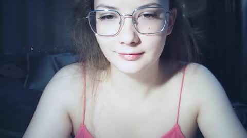 moodiemira online show from 02/06/26, 01:14