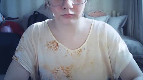 moodiemira online show from 03/16/26, 01:15