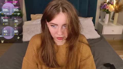 Snapshot of moon__bunny chatting on 10/05/25, 03:10 Moon Bunny online show from 10/05/25, 03:10