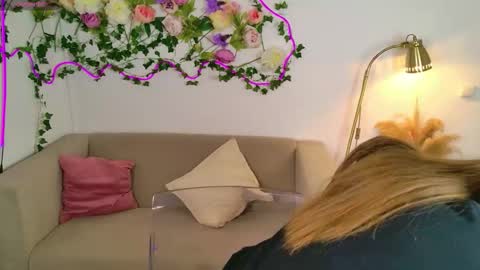 Moon  Bunny online show from 02/26/26, 12:26