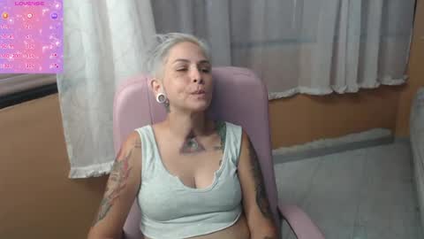 Luna online show from 06/15/26, 03:03