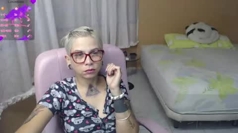Luna online show from 07/15/26, 12:32