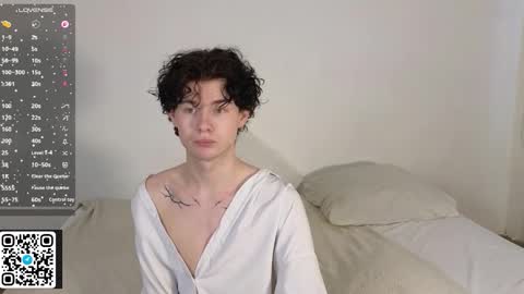 moon_gloww online show from 02/12/26, 05:46