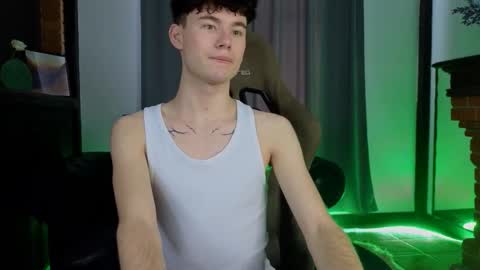 moon_gloww online show from 03/04/26, 04:51