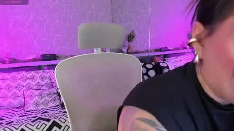 Sarah online show from 06/11/26, 02:53