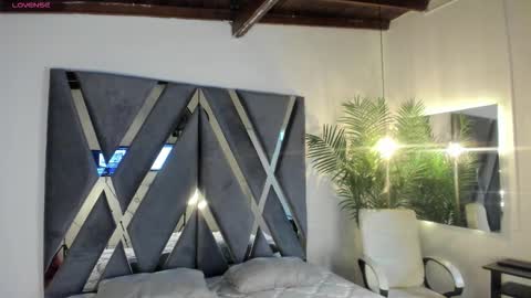 Snapshot of moon_swt_ chatting on 11/01/25, 11:01 Luna online show from 11/01/25, 11:01