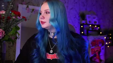 Snapshot of moon_valkyriie chatting on 02/14/25, 08:21 Emilia online show from 02/14/25, 08:21