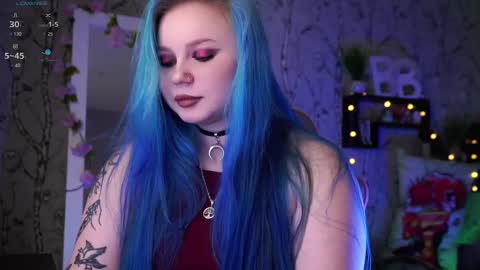 Snapshot of moon_valkyriie chatting on 02/19/25, 06:55 Emilia online show from 02/19/25, 06:55