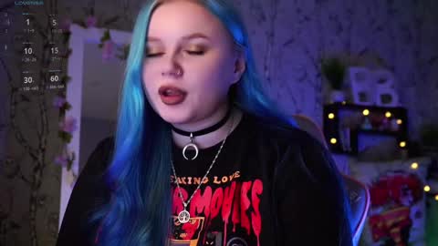 Snapshot of moon_valkyriie chatting on 02/21/25, 08:29 Emilia online show from 02/21/25, 08:29