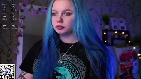 Snapshot of moon_valkyriie chatting on 02/24/25, 10:37 Emilia online show from 02/24/25, 10:37