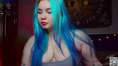 Snapshot of moon_valkyriie chatting on 02/27/25, 11:20 Emilia online show from 02/27/25, 11:20