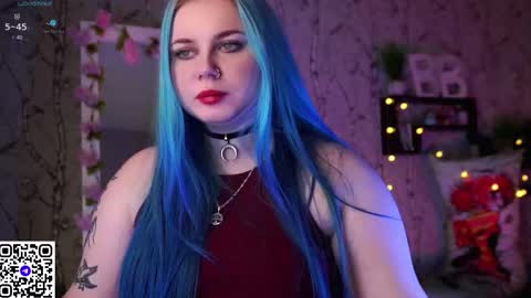 Snapshot of moon_valkyriie chatting on 02/28/25, 03:48 Emilia online show from 02/28/25, 03:48