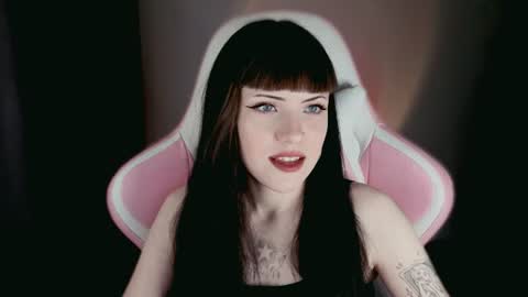  sophie  online show from 06/17/26, 07:48