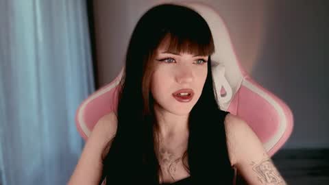  sophie  online show from 07/17/26, 06:02