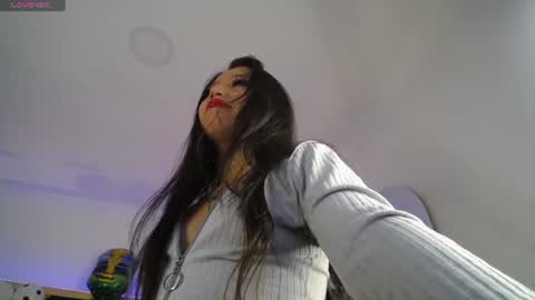 Snapshot of moon_water__ chatting on 06/23/26, 10:46 Moon Water online show from 06/23/26, 10:46