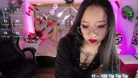 Snapshot of moon_water__ chatting on 07/09/26, 11:03 Moon Water online show from 07/09/26, 11:03