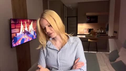 Britney online show from 04/18/26, 09:48