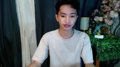 Snapshot of moonboy398577 chatting on 01/09/26, 01:14 Josh online show from 01/09/26, 01:14