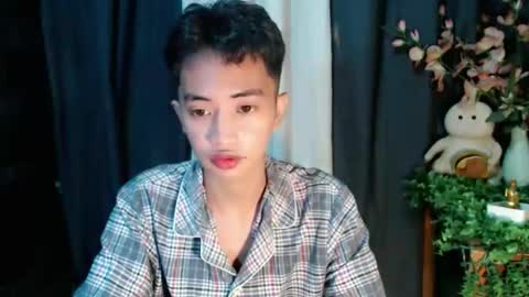 Snapshot of moonboy398577 chatting on 01/17/26, 12:21 Josh online show from 01/17/26, 12:21