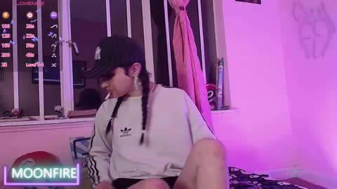 Nicky  online show from 03/05/25, 05:50