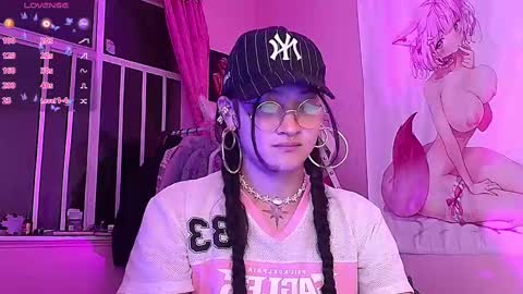 Nicky  online show from 09/19/25, 04:47