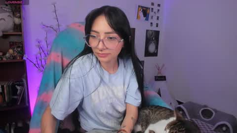 MOON  online show from 02/12/26, 05:02