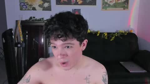 Clove online show from 04/21/26, 05:47