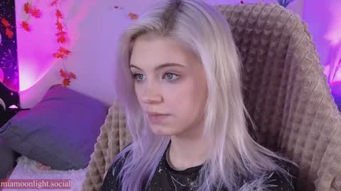 Mia   online show from 12/04/24, 05:22