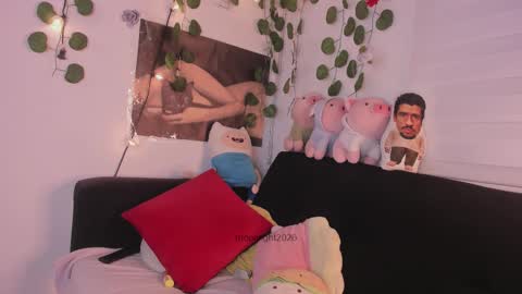 moonliight__ online show from 02/20/26, 11:05