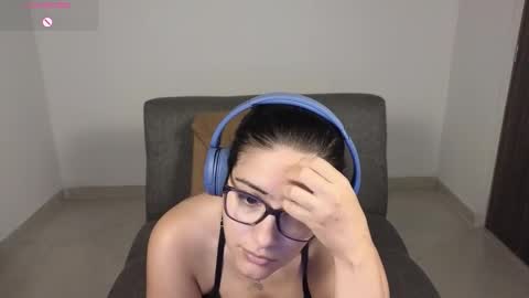 Moon Woman online show from 10/15/25, 04:56