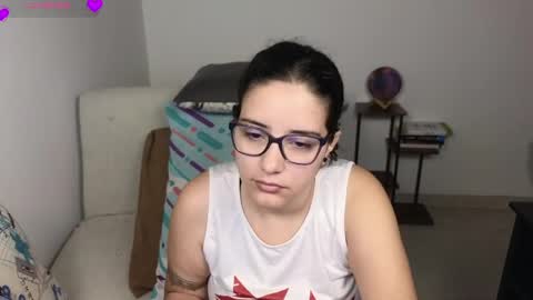 Moon Woman online show from 04/01/26, 04:02