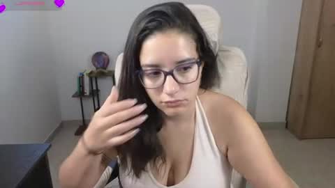 Snapshot of moonwoman_ chatting on 06/28/26, 03:07 Moon Woman online show from 06/28/26, 03:07