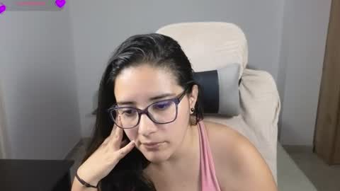 Snapshot of moonwoman_ chatting on 07/02/26, 02:33 Moon Woman online show from 07/02/26, 02:33