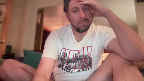 Moon online show from 01/12/25, 04:21