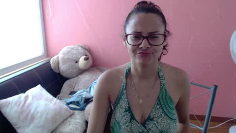 Snapshot of mora_haze chatting on 02/03/25, 07:10 Mora Haze 3 online show from 02/03/25, 07:10