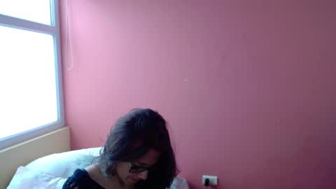 Snapshot of mora_haze chatting on 09/17/25, 03:03 Mora Haze 3 online show from 09/17/25, 03:03