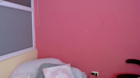 Snapshot of mora_haze chatting on 09/19/25, 02:13 Mora Haze 3 online show from 09/19/25, 02:13