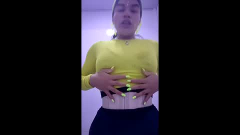 Snapshot of morbucksrica chatting on 02/04/26, 02:01 morbucksrica online show from 02/04/26, 02:01