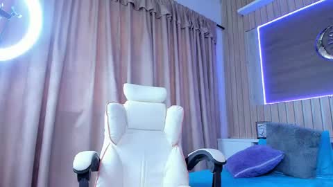 Morene  online show from 04/04/26, 08:06