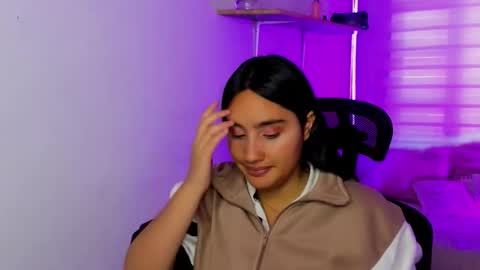 morena_rodriguez_9 online show from 12/16/25, 01:38