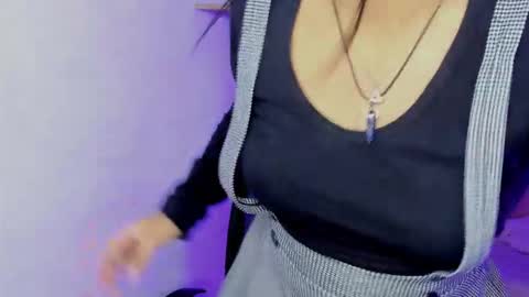 morena_rodriguez_9 online show from 01/14/26, 07:19