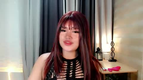 Snapshot of morenaaries12 chatting on 09/14/25, 10:53 MIA online show from 09/14/25, 10:53