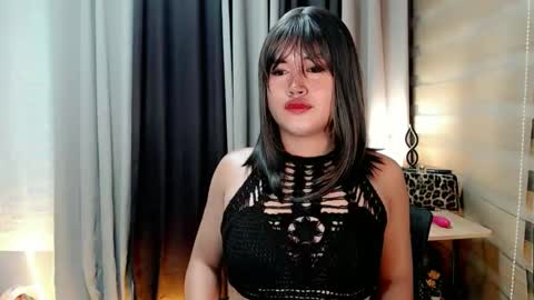 Snapshot of morenaaries12 chatting on 09/16/25, 09:05 MIA online show from 09/16/25, 09:05