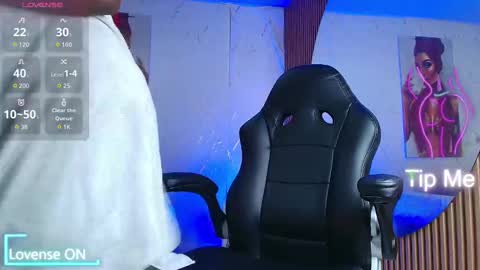 morena online show from 10/21/25, 03:07