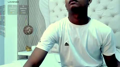 Mmorenito online show from 01/10/26, 06:42