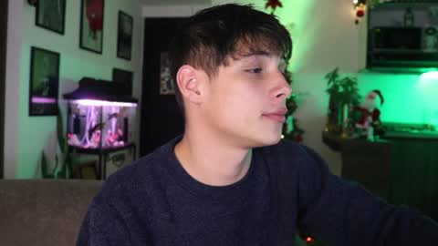 Snapshot of morgan_hiller chatting on 01/07/25, 11:45 online show from 01/07/25, 11:45