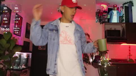 Snapshot of morgan_hiller chatting on 03/03/25, 12:59 online show from 03/03/25, 12:59