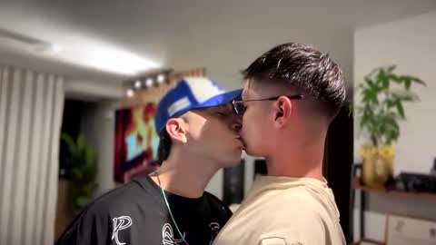 Snapshot of morgan_hiller chatting on 09/21/25, 02:02 online show from 09/21/25, 02:02