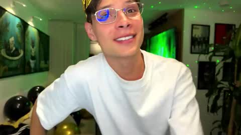   online show from 03/29/26, 02:22