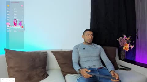 Snapshot of morganandmegan01 chatting on 02/10/26, 12:09 online show from 02/10/26, 12:09